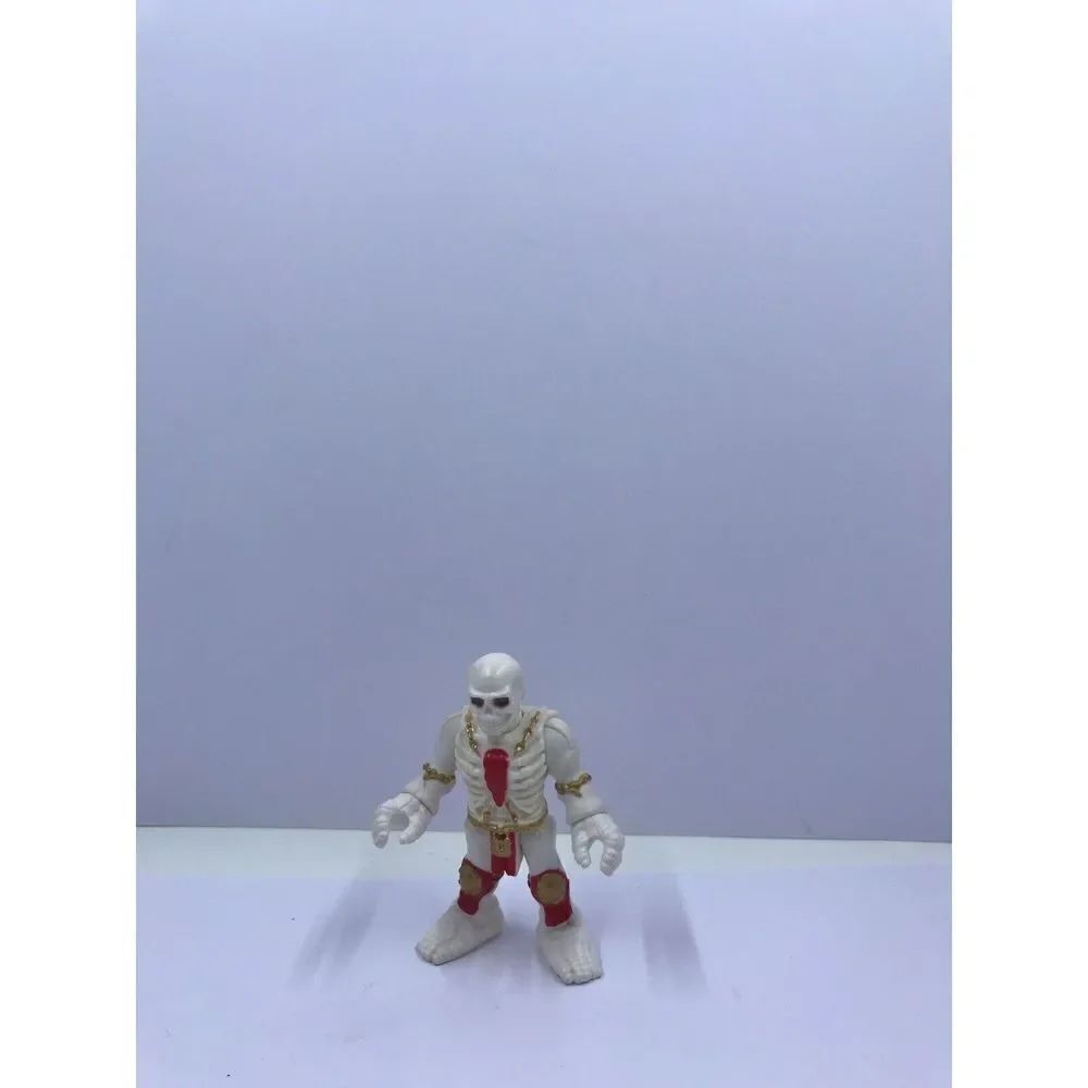Imaginext Skeleton Bones Battle Arena Red with Gold Trim Figure